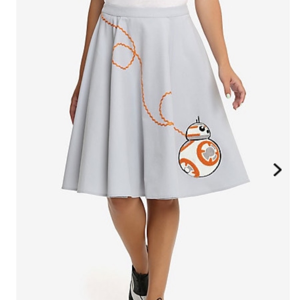 Her Universe Gray BB-8 Retro Skirt Size Medium